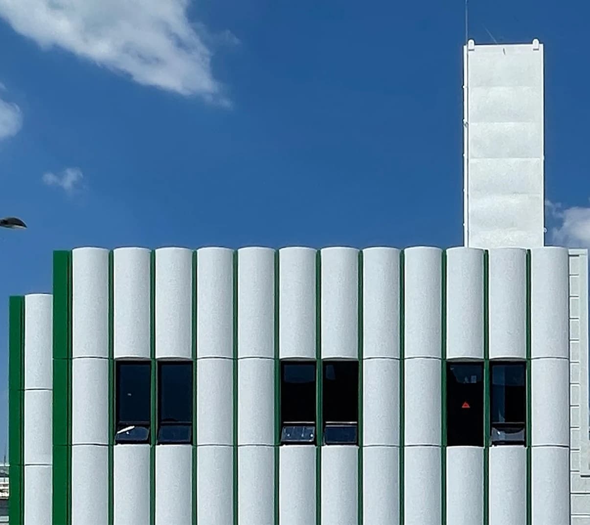 APK H2 Trailer Main Centre, Completion record